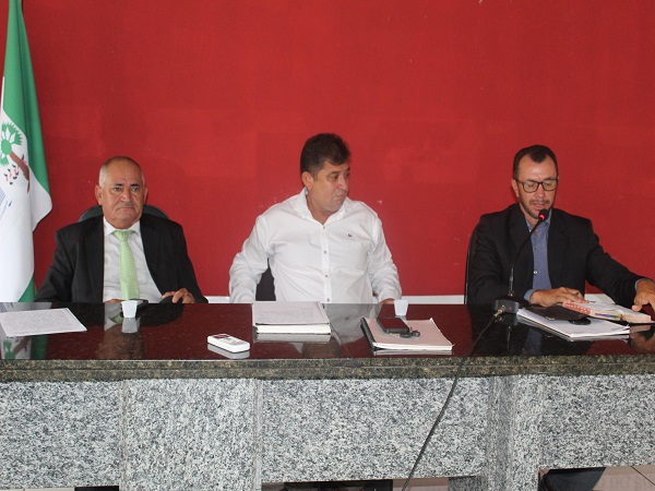 Prefeito Tairo Mesquita participa de Sessão na Câmara dos Vereadores     - Imagem 1