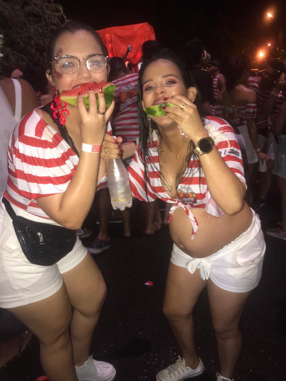 O tempo fechou em Monsenhor Gil, veio a forte chuva e abriu passagem para o Corso em sua 7a edição - Imagem 63