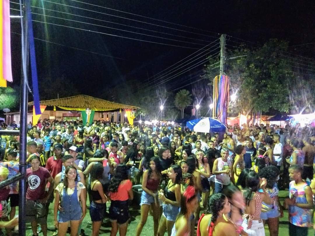 Sucesso total a primeira noite de Carnaval em Monsenhor Gil - Imagem 10