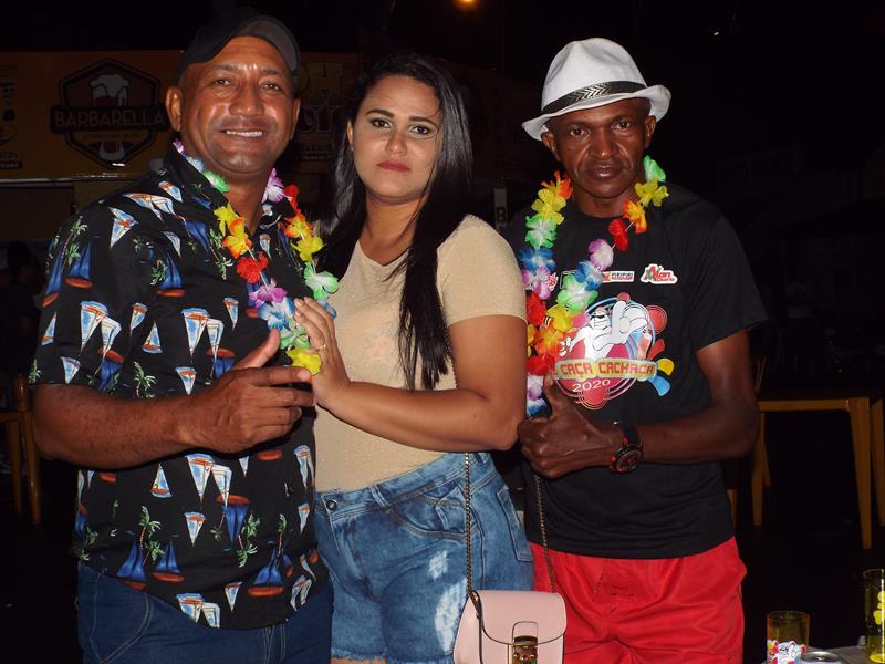 Chica Égua e Forró Pé de Ouro deu o tom na primeira noite de carnaval 2020 em Pedro II - Imagem 1