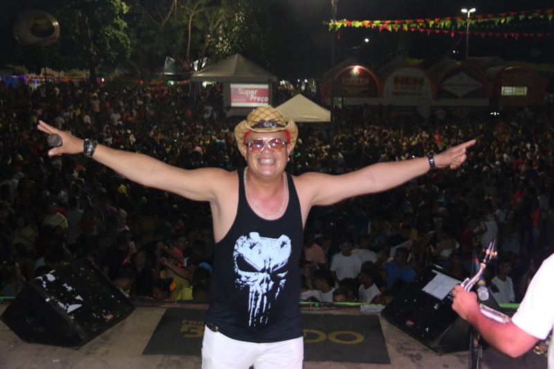 Terceiro dia de carnaval em Água Branca tem desfile e grandes bandas na arena da folia - Imagem 1