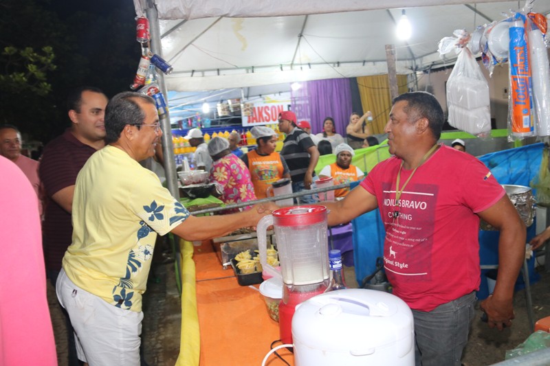 Terceiro dia de carnaval em Água Branca tem desfile e grandes bandas na arena da folia - Imagem 7
