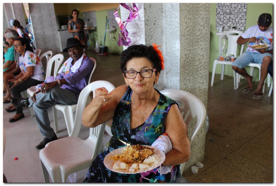 Prefeitura de Inhuma realiza carnaval dos Idosos - Imagem 38