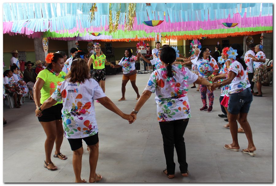 Prefeitura de Inhuma realiza carnaval dos Idosos - Imagem 1