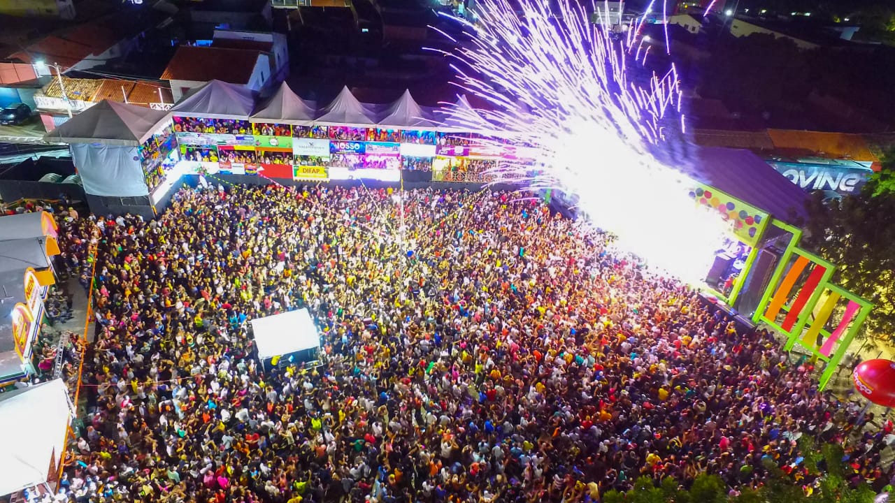 Quarta noite do Carnaval de Água Branca reuni mais de 10 mil pessoas - Imagem 3