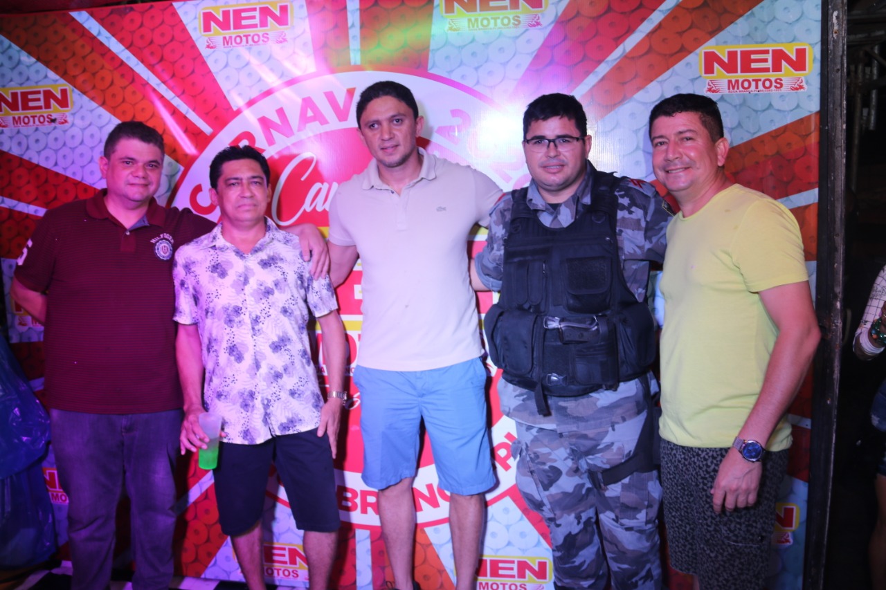 Zé Vaqueiro encerra última noite de Carnaval em Água Branca - Imagem 7