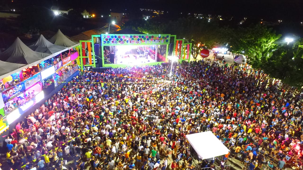 Zé Vaqueiro encerra última noite de Carnaval em Água Branca - Imagem 12