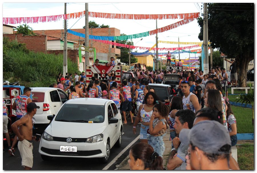 Carnaval em Inhuma foi bastante animado-confira as imagens - Imagem 26