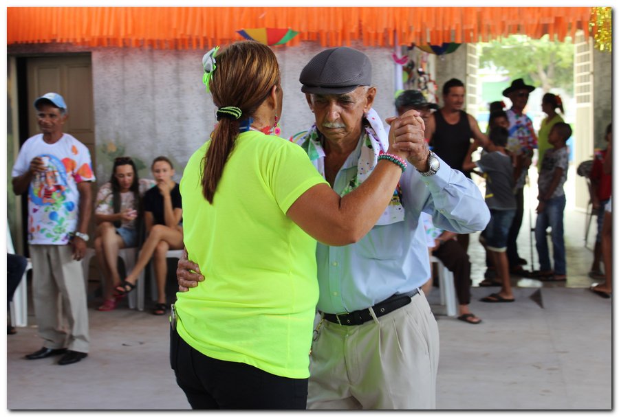 Carnaval em Inhuma foi bastante animado-confira as imagens - Imagem 3