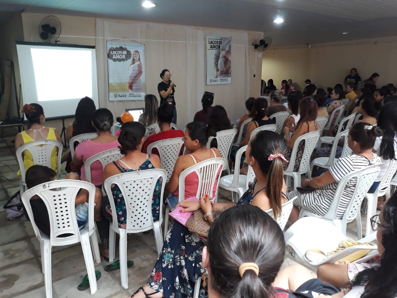Gestantes do Laços de Amor participam de palestra “Partos e Pós-Partos”  - Imagem 12