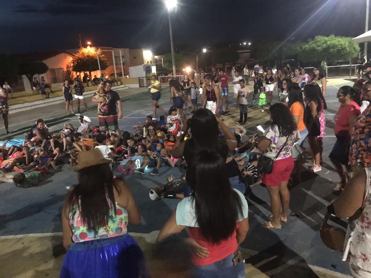 Criançada se diverte no carnaval da criança em Santo Inácio  - Imagem 4