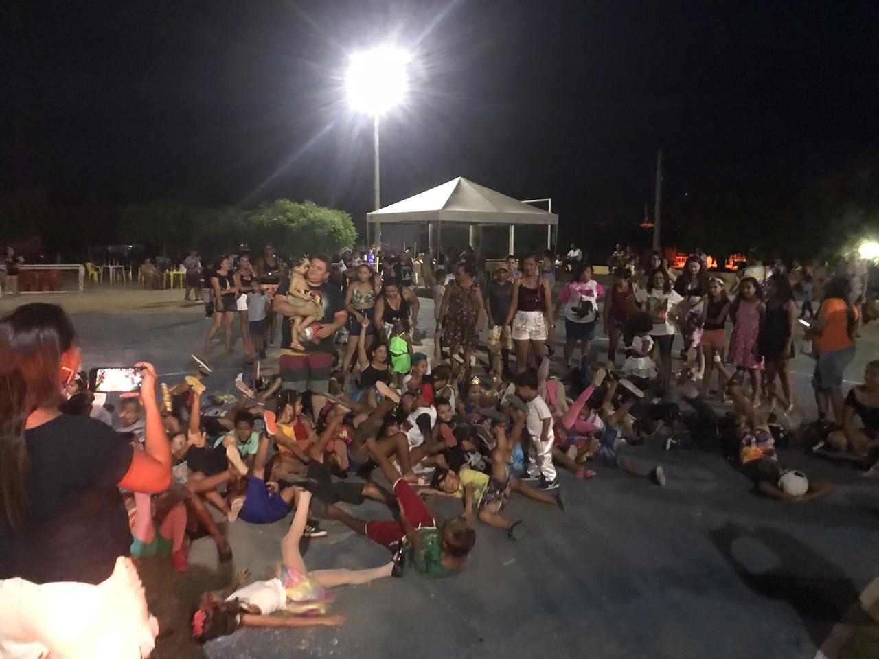 Criançada se diverte no carnaval da criança em Santo Inácio  - Imagem 8