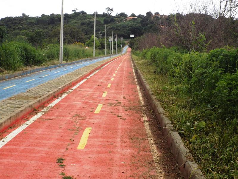 prefeitura continua recuperando calçamentos danificados pela chuvas  - Imagem 10