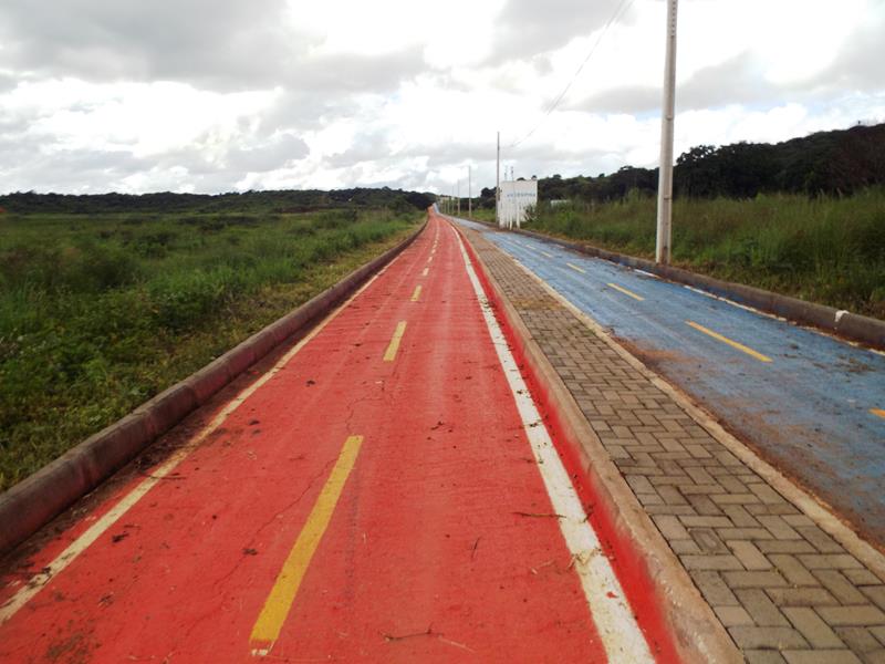 prefeitura continua recuperando calçamentos danificados pela chuvas  - Imagem 5