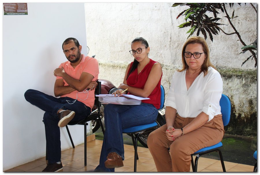 Secretária de Saúde se reúne com profissionais da saúde - Imagem 4