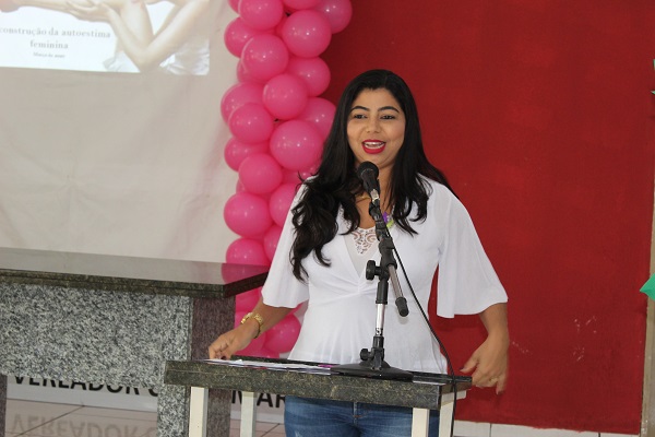 Mulheres participam de palestra sobre prevenção do câncer do colo do útero  - Imagem 10