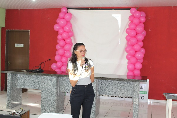Mulheres participam de palestra sobre prevenção do câncer do colo do útero  - Imagem 8