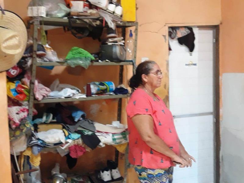 Equipe da SEMAS visita famílias do Bairro Chapadinha que também tiveram prejuízos com o rompimento da barragem  - Imagem 17