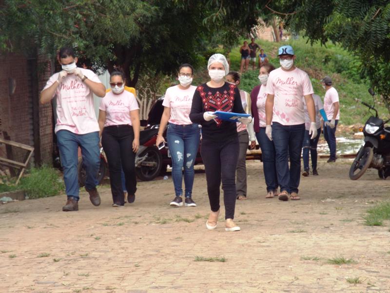 Município faz entrega de cestas de alimentos, roupas, e colchões as famílias dos Bairros Barragem e Cristo Rei  - Imagem 26