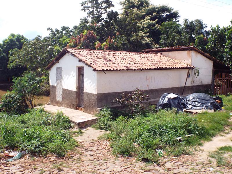Município faz entrega de cestas de alimentos, roupas, e colchões as famílias dos Bairros Barragem e Cristo Rei  - Imagem 60
