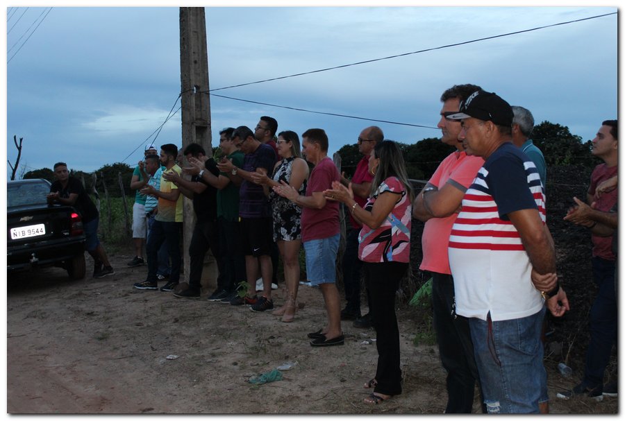 Prefeito Silva Júnior assina ordens de serviço para realização de obras  - Imagem 15