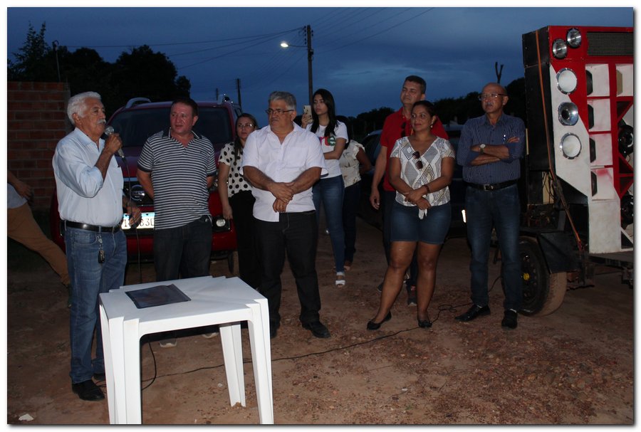 Prefeito Silva Júnior assina ordens de serviço para realização de obras  - Imagem 16