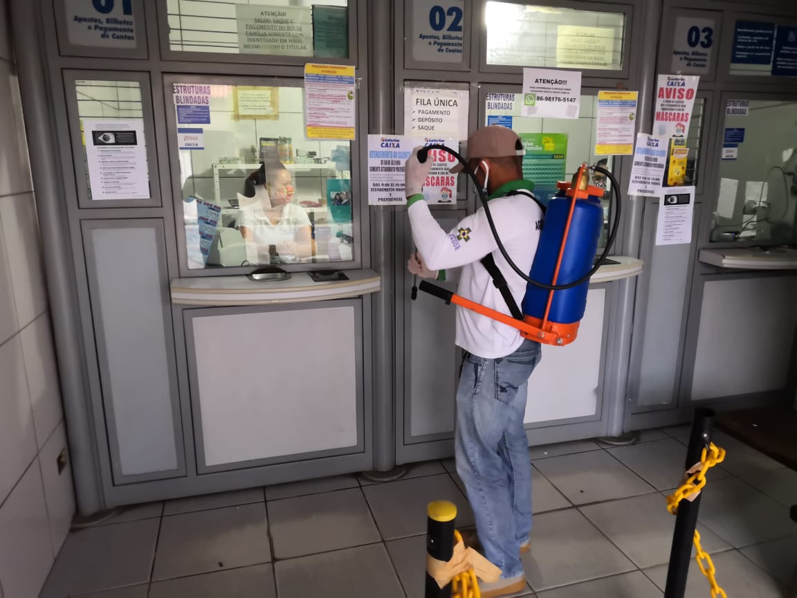 Pontos são desinfetados no combate ao Covid-19 em Monsenhor Gil - Imagem 4