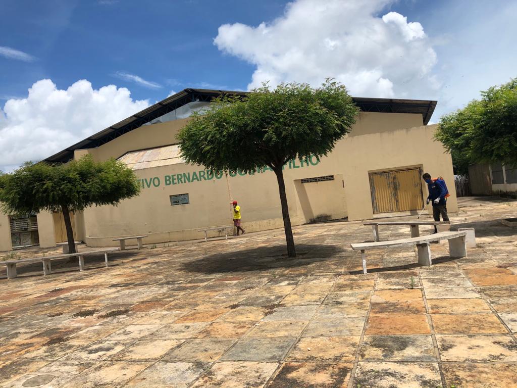 Prefeitura de Joaquim Pires realiza sanitarização em locais públicos - Imagem 16