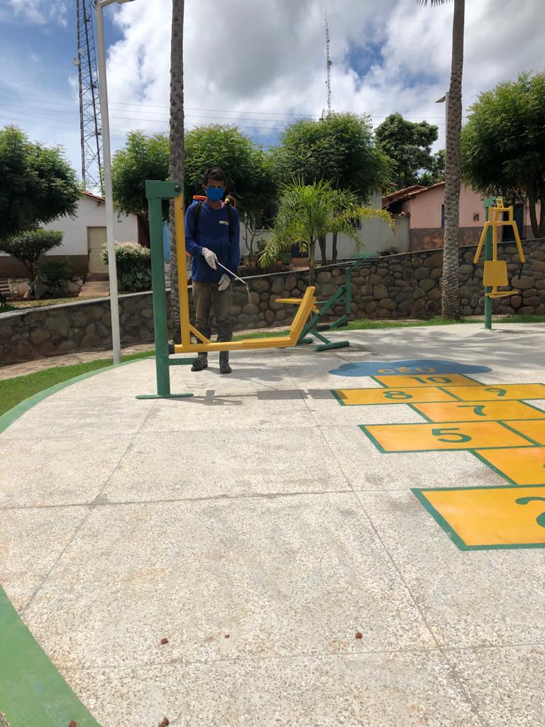 Prefeitura de Joaquim Pires realiza sanitarização em locais públicos - Imagem 15