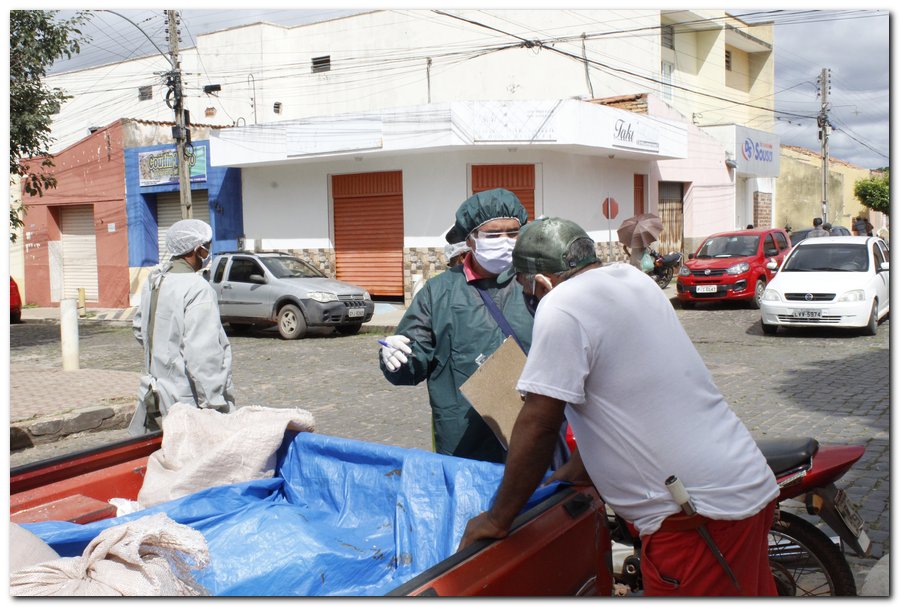 Profissionais realizam ações de prevenção ao Coronavírus  - Imagem 27