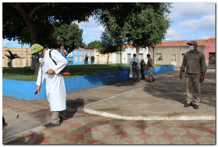 Agentes de Endemias realizam ações de higienização em Inhuma - Imagem 48