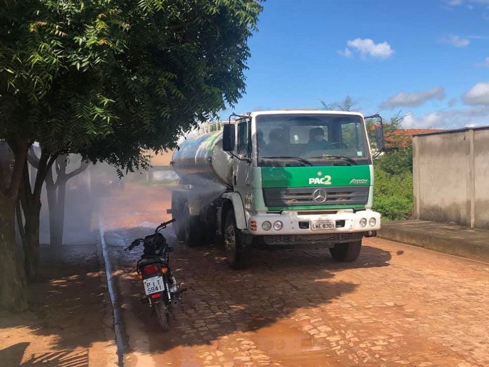 Equipes realizam sanitização nas ruas da cidade - Imagem 3