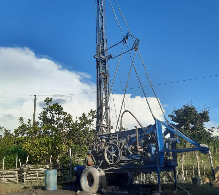 Prefeitura de Joaquim Pires inicia revitalização de estradas e constrói poço tubular na zona rural