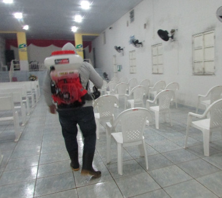 Prefeitura realiza desinfecção em igrejas 