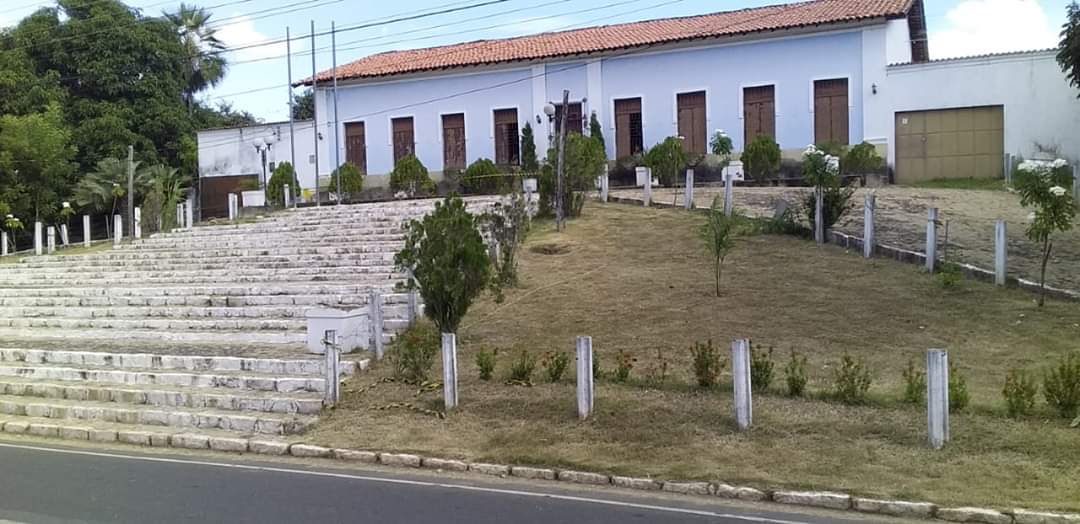 Prefeitura de Monsenhor Gil não cessa os trabalhos de limpeza das vias públicas, mesmo em tempos de pandemia - Imagem 9