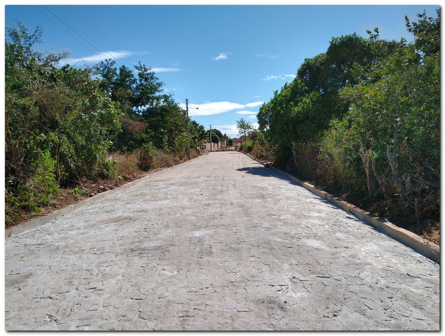 Bairro Senhora é beneficiado com calçamento - Imagem 6