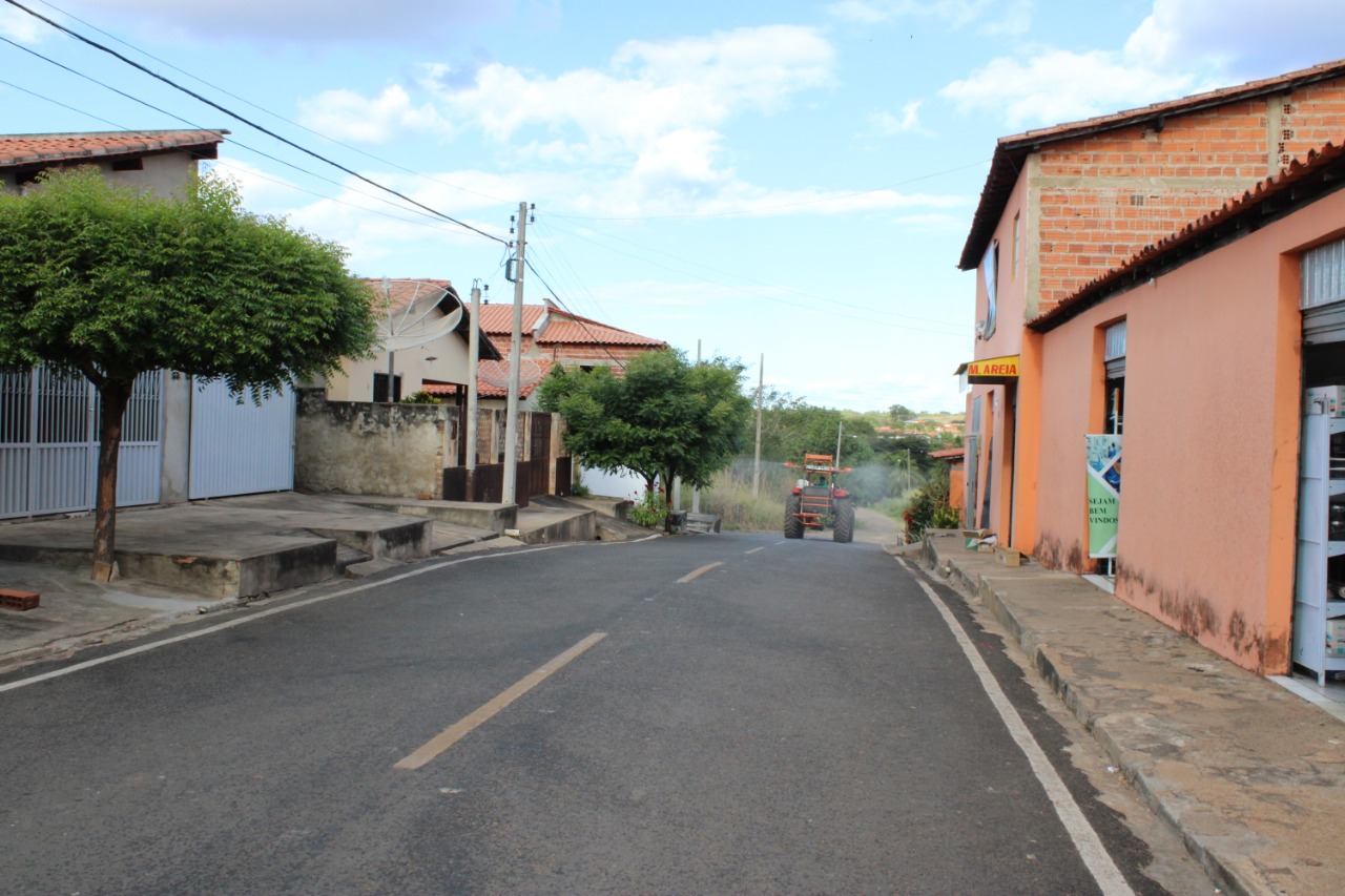 Prefeitura pulveriza toda a cidade no combate ao covid-19 - Imagem 1