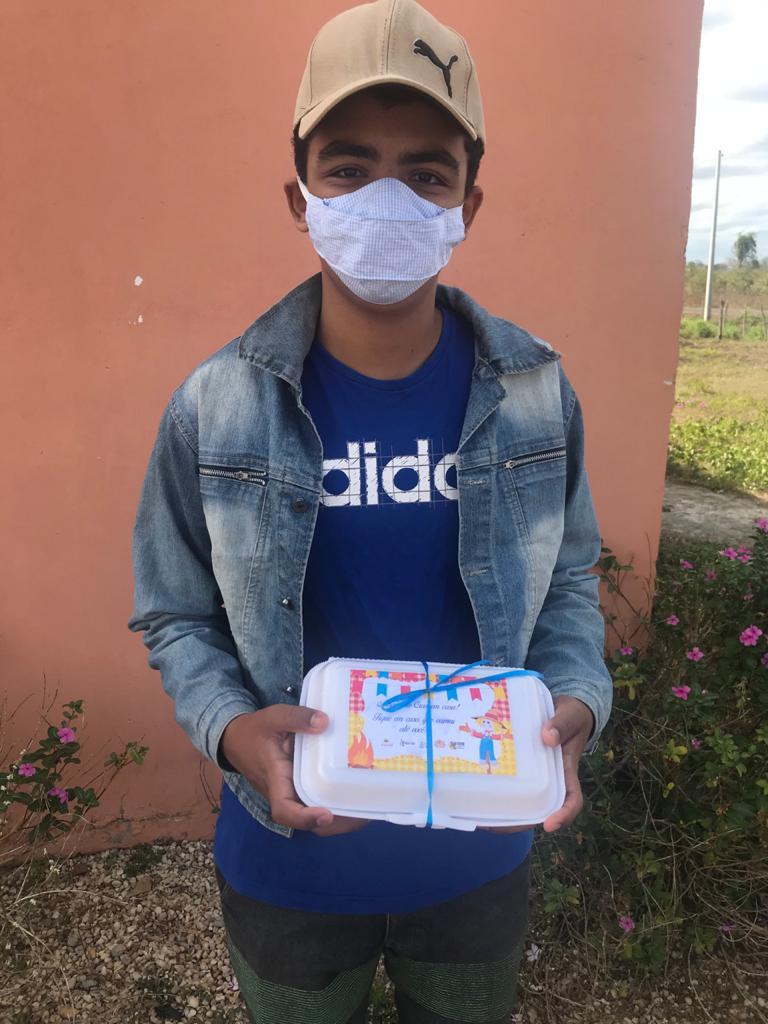 Secretaria municipal de assistência social de Jatobá do Piauí realiza o São João em casa - Imagem 3