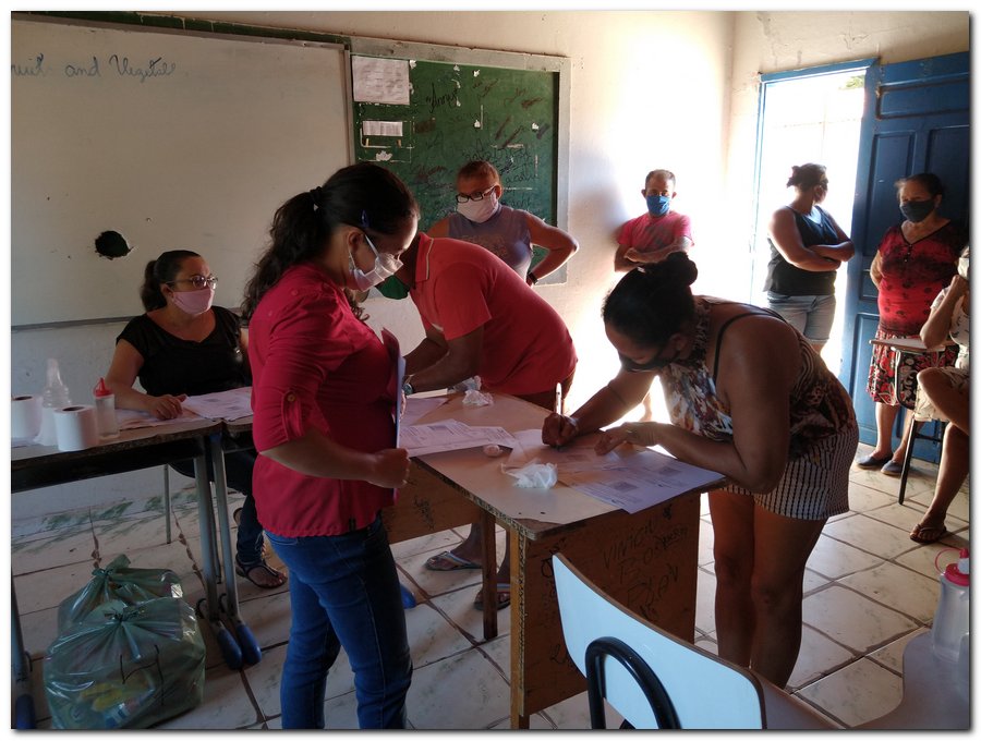 Prefeitura de Inhuma e Secretaria de Educação entrega Kits de Alimentação Escolar - Imagem 1