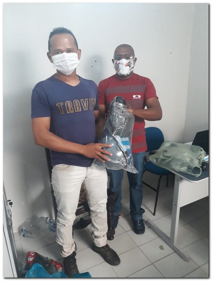 Coordenador da Defesa Civil realiza entrega de EPIs - Imagem 2