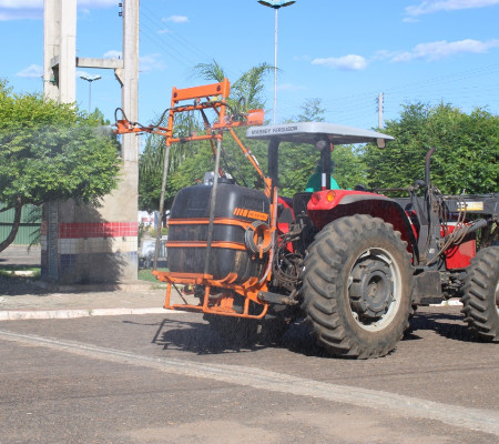 Secretaria de Saúde realiza 6ª desinfecção de ruas em toda a cidade