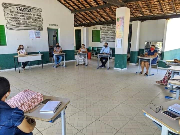 Dirigentes da educação de Jatobá do Piauí realizam reunião para reavaliação das aulas remotas na rede municipal de ensino