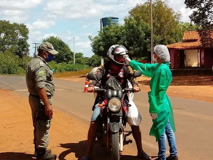 Vigilância sanitária de Jatobá do Piauí realiza barreira sanitária com ações educativas e medidas de prevenção do coronavírus no município 