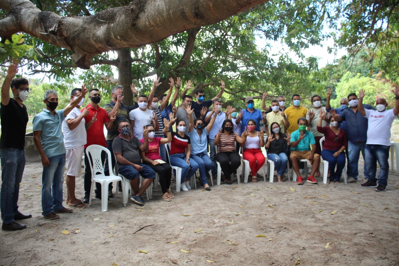 Grupo político se reúne para traçar estratégicas em Monsenhor Gil - Imagem 2
