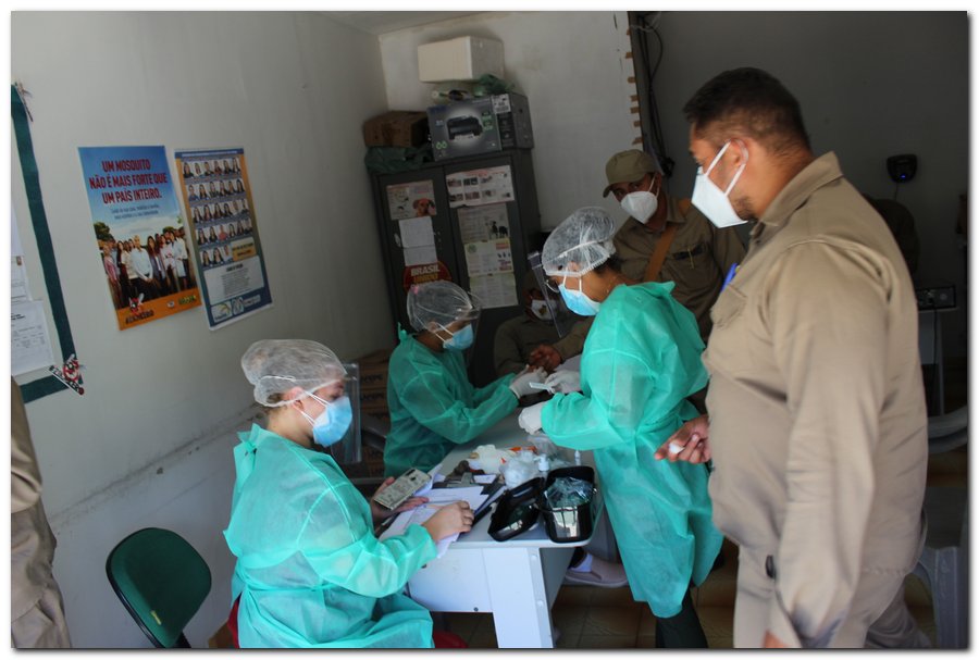 Gestão distribui máscaras para profissionais da limpeza e realiza testagem em agentes de endemias - Imagem 15