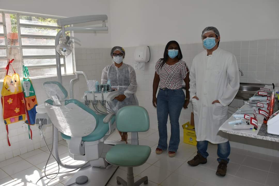Prefeitura faz entrega de gabinete dentário na comunidade Cocal - Imagem 3