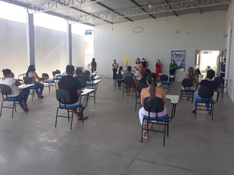 Pais relatam que educação do colégio Objetivo de Pedro II é eficiente  - Imagem 6