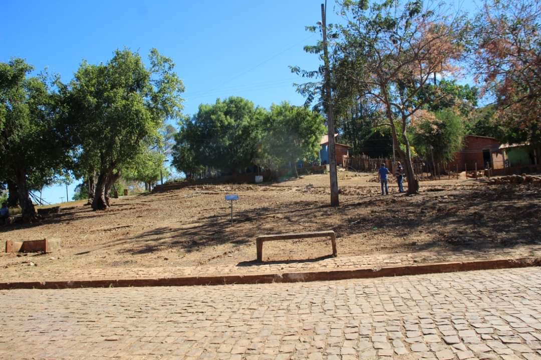 Prefeitura de Monsenhor Gil levando obras para comunidade Canafístula - Imagem 2
