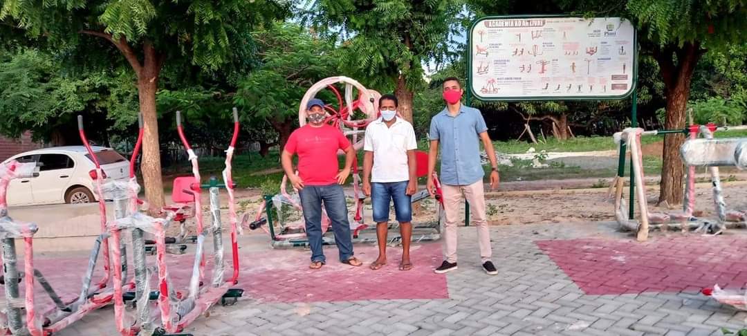A praça é nossa em Monsenhor Gil. Comunidade Bom Lugar ganha uma das 09 praças em execução - Imagem 3