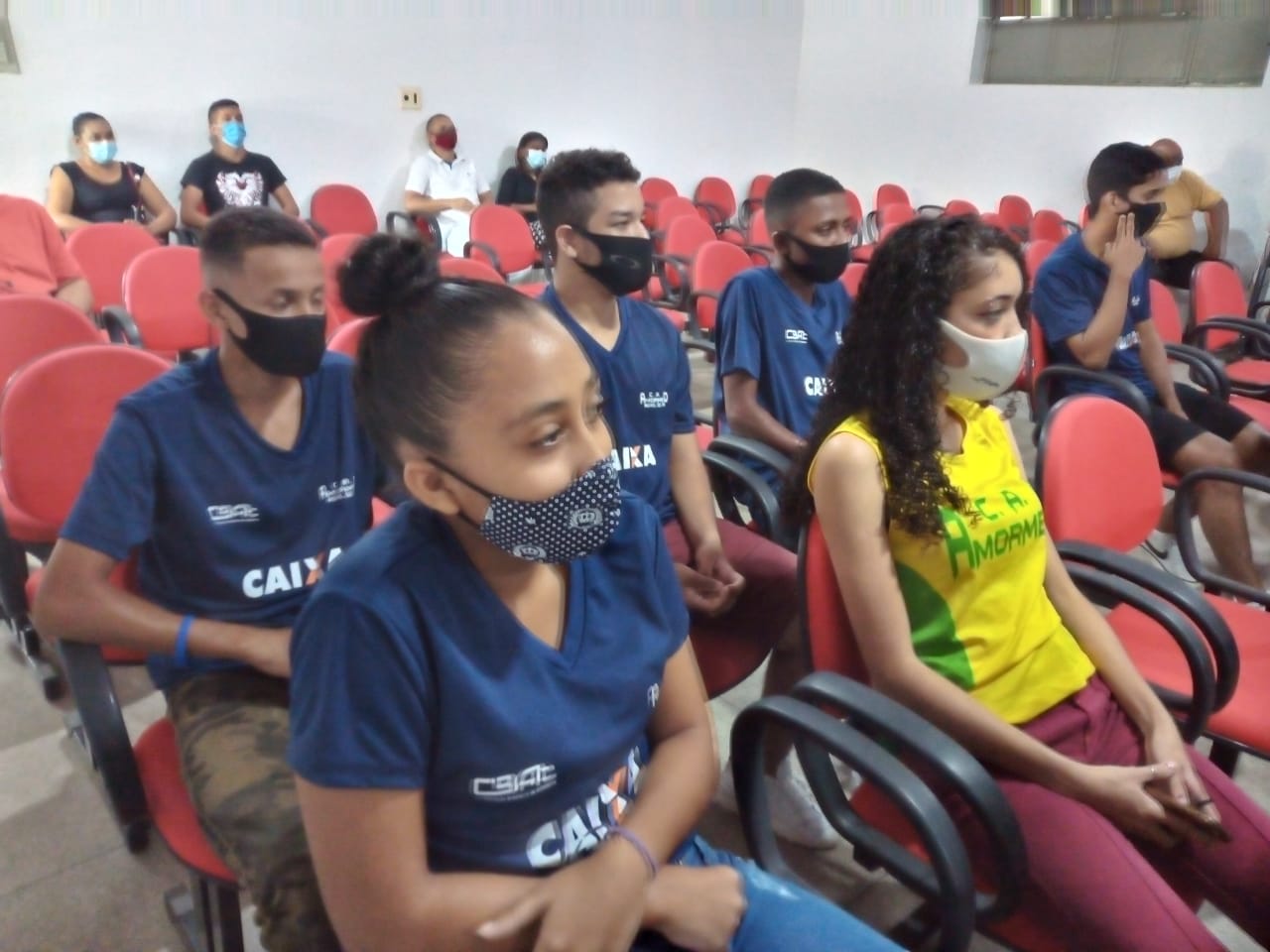 Prefeito João Luiz se reúne com atleta olímpico Cláudio Roberto e outras personalidades do Atletismo - Imagem 4